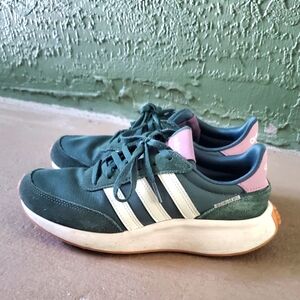 Adidas 70s sneakers